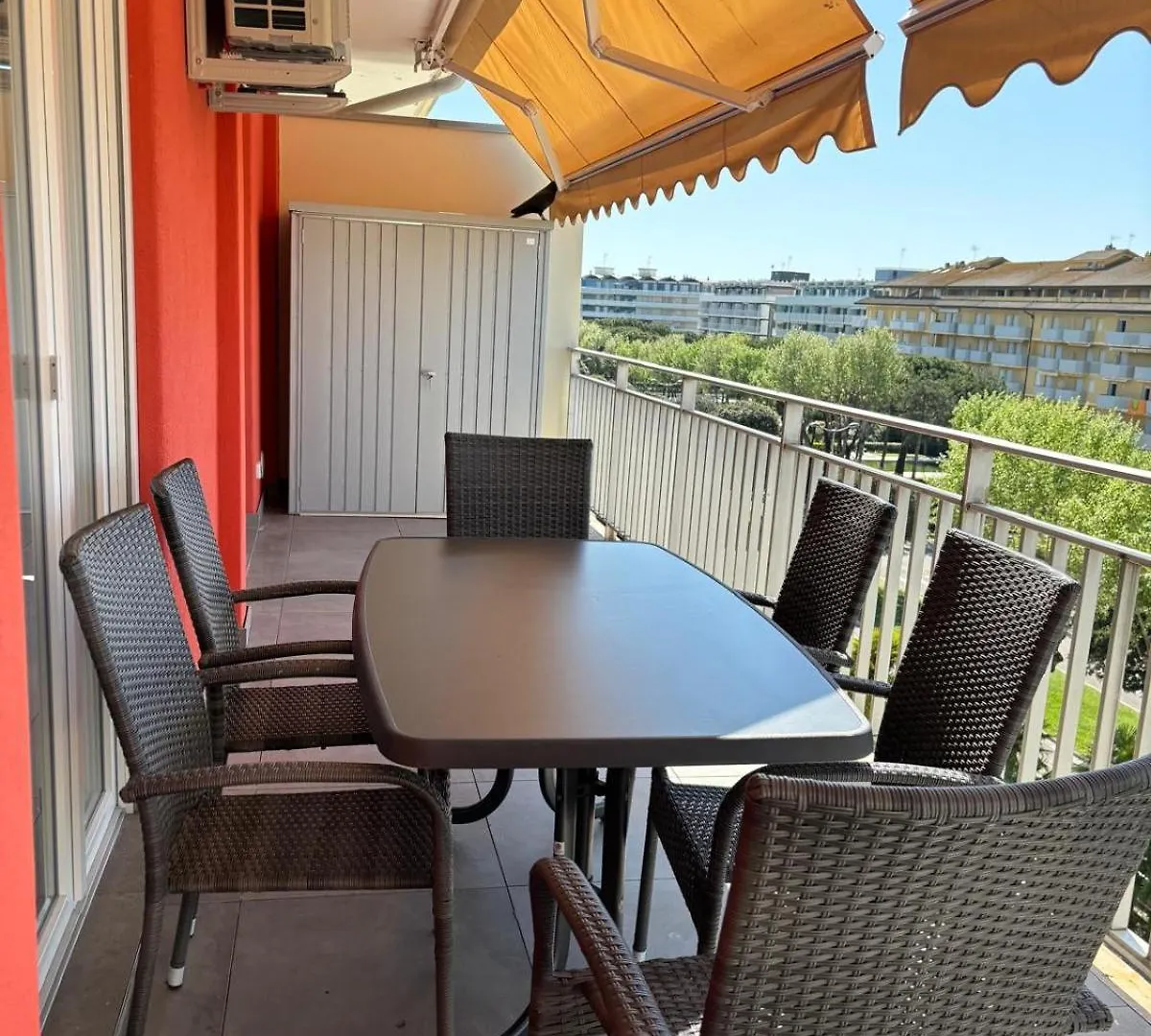 Weiss Apartment In Porto Santa Margherita - Caorle